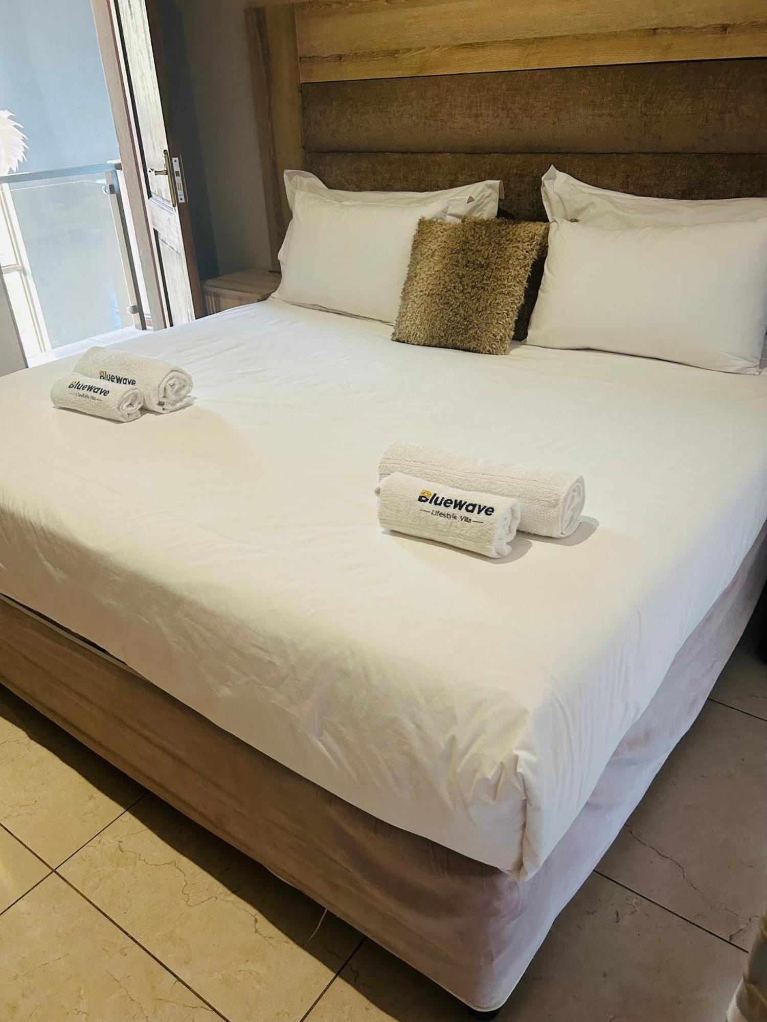 Bluewave Lifestyle Villa ฮาร์ทบีสบูร์ท ภายนอก รูปภาพ