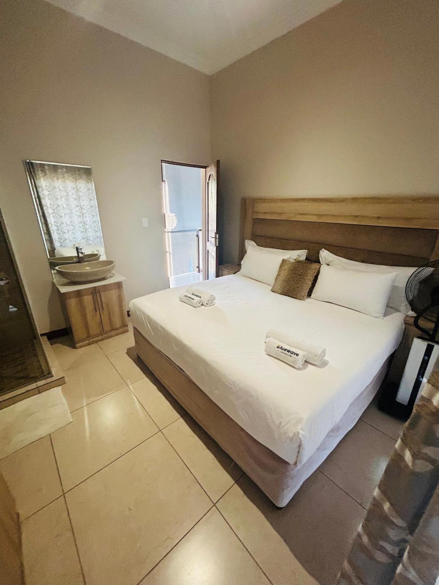 Bluewave Lifestyle Villa ฮาร์ทบีสบูร์ท ภายนอก รูปภาพ