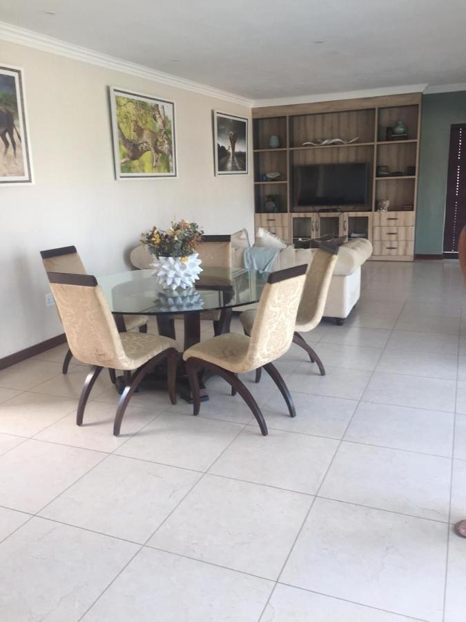 Bluewave Lifestyle Villa ฮาร์ทบีสบูร์ท ภายนอก รูปภาพ